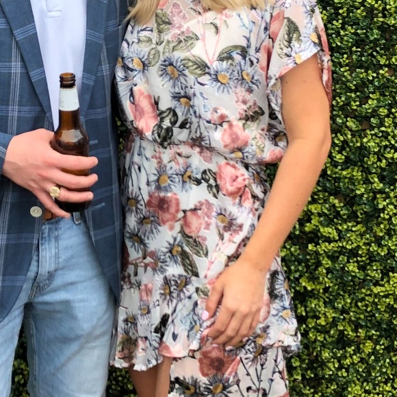 Floral ASTR dress - Picture 7 of 7